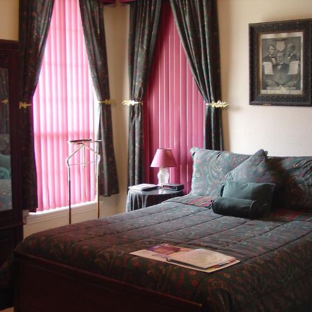 Woodrow House Bed & Breakfast ลับบ็อก ภายนอก รูปภาพ