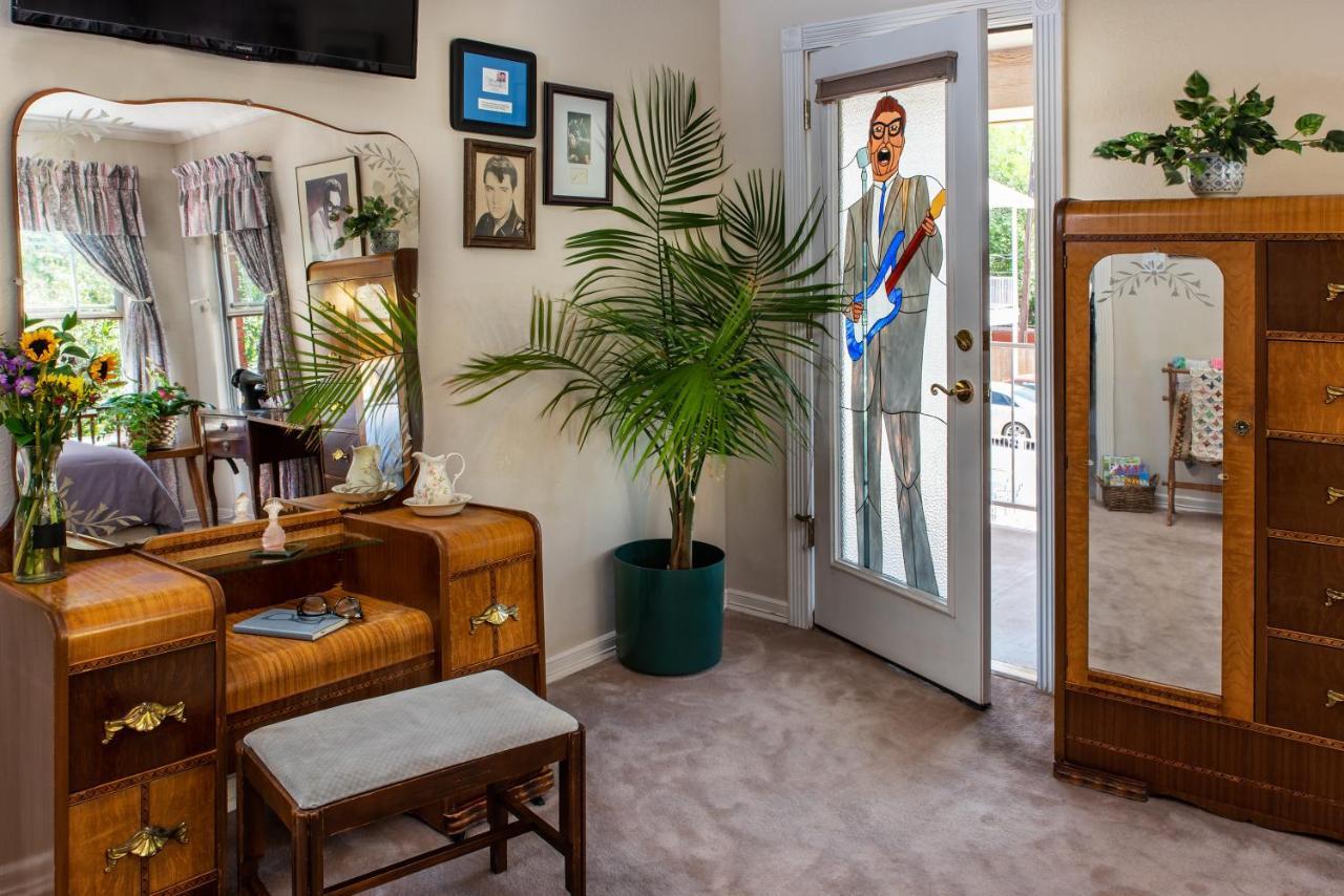 Woodrow House Bed & Breakfast ลับบ็อก ภายนอก รูปภาพ