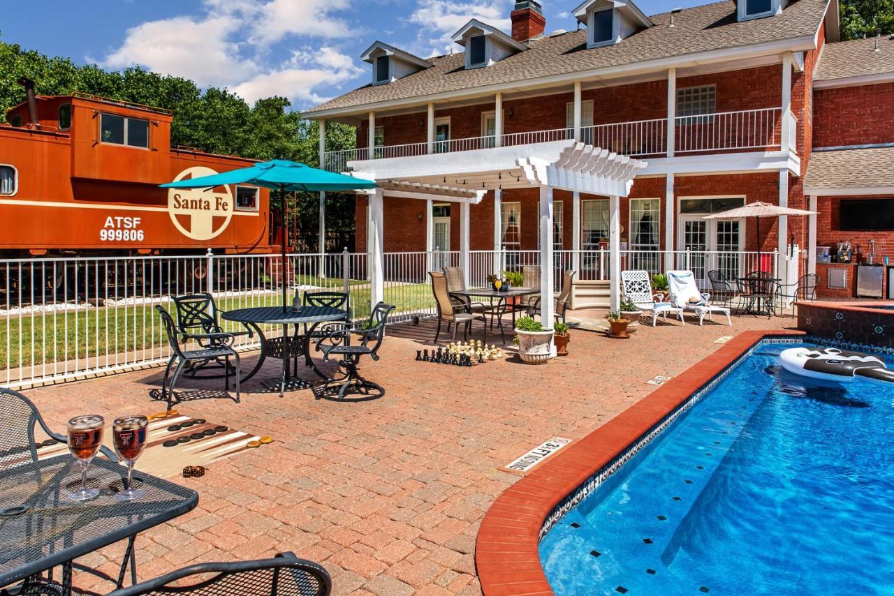 Woodrow House Bed & Breakfast ลับบ็อก ภายนอก รูปภาพ