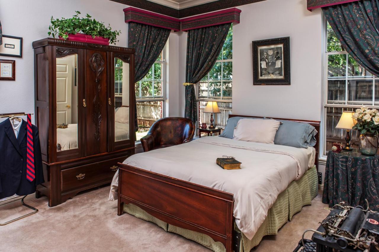 Woodrow House Bed & Breakfast ลับบ็อก ภายนอก รูปภาพ