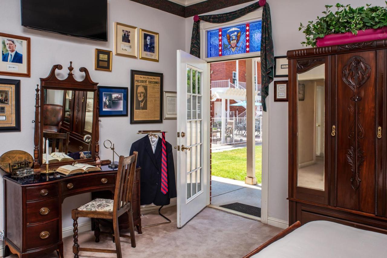 Woodrow House Bed & Breakfast ลับบ็อก ภายนอก รูปภาพ