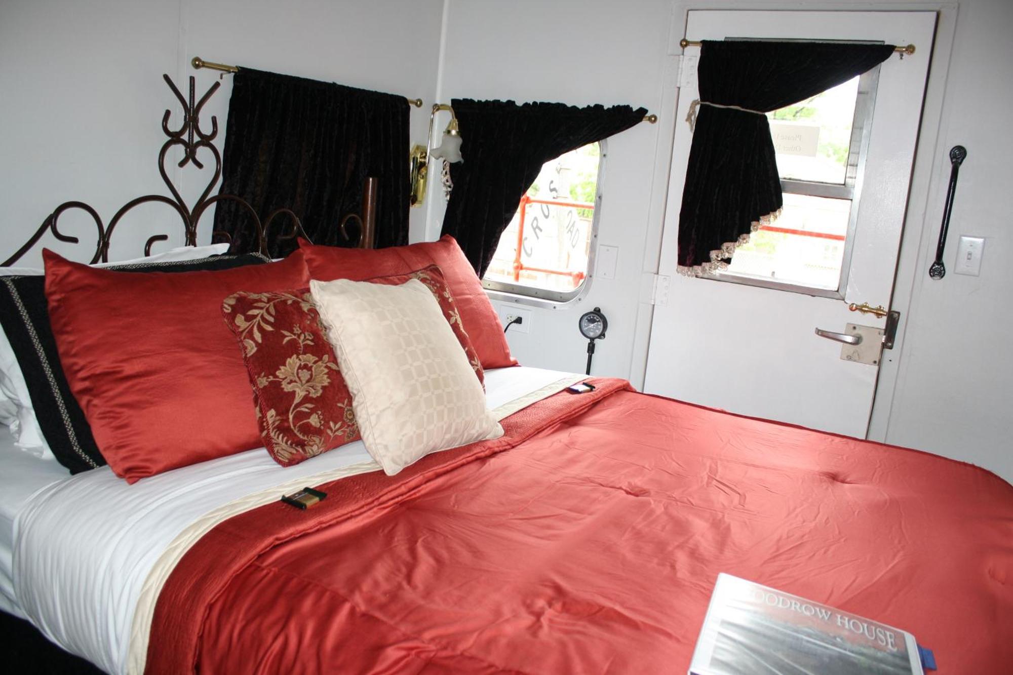 Woodrow House Bed & Breakfast ลับบ็อก ภายนอก รูปภาพ