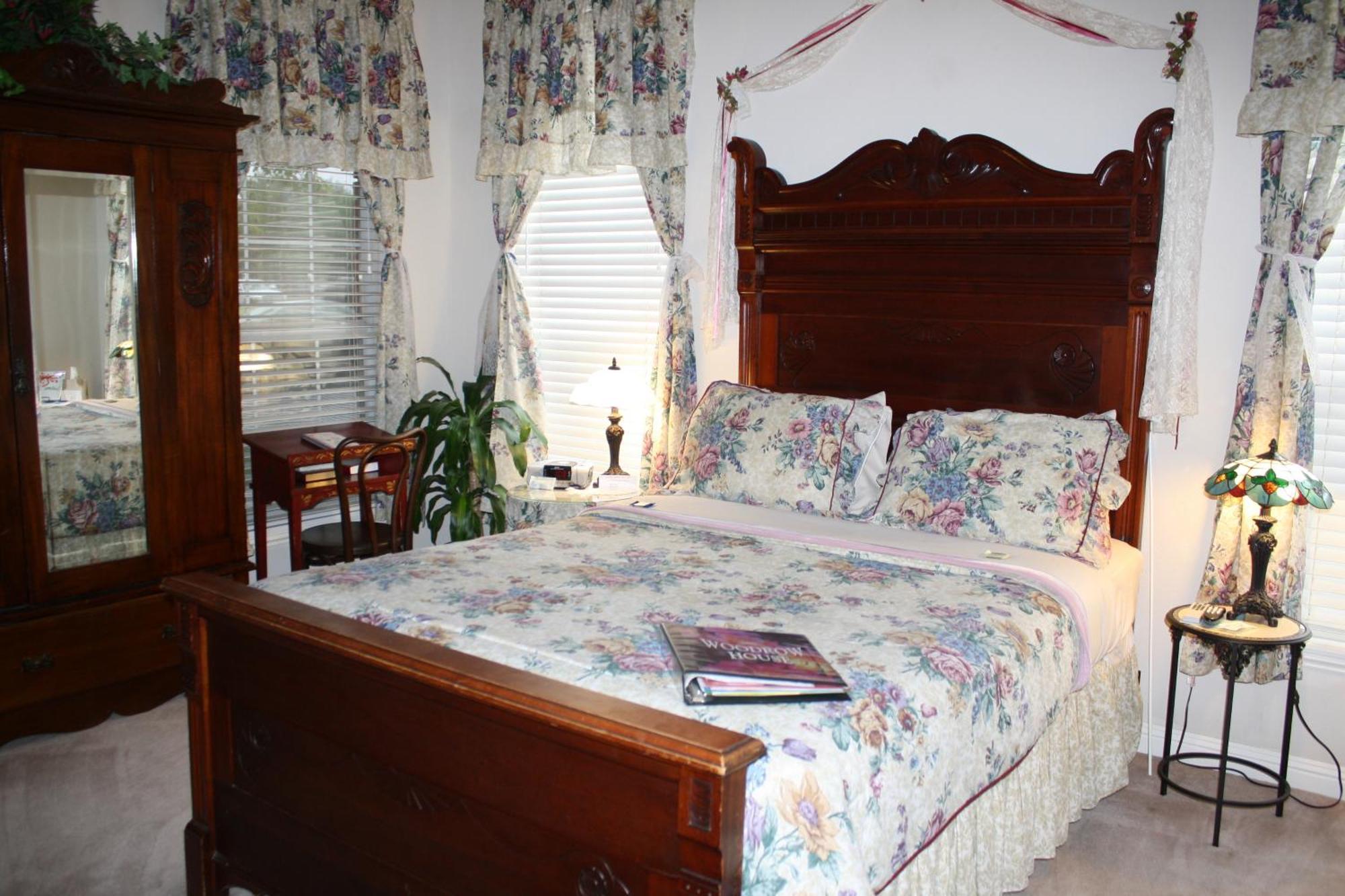 Woodrow House Bed & Breakfast ลับบ็อก ภายนอก รูปภาพ